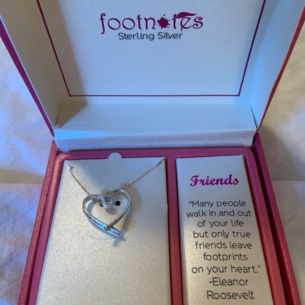 Footnotes Friends Sentiment Necklace Sterling Silver Heart Necklace New in box